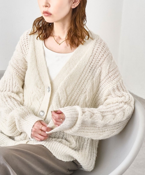 ROPE' PICNIC（ロペピクニック）の「ゆるケーブル編みVネックニットカーディガン（カーディガン/ボレロ・レディース・グレー/キナリ/ブルー系/ラベンダー・F）」の5枚目の写真