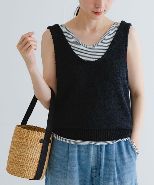 URBAN RESEARCH（アーバンリサーチ）の「ブークレ2WAYベスト（ベスト・レディース・RED/NAVY/OFF・FREE）」の18枚目の写真