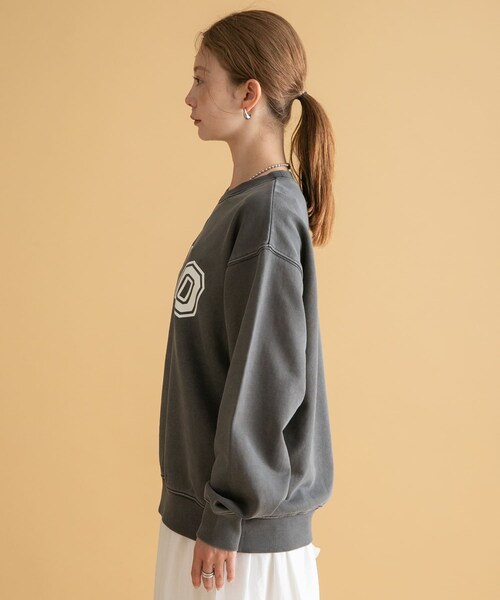 URBAN RESEARCH Sonny Label（アーバンリサーチサニーレーベル）の「GEM SPORTSWEAR　クルーネックロゴスウェット（スウェット・レディース・スミクロ/オートミール/ネイビー・M/L）」の15枚目の写真