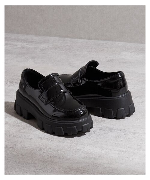 nissen（ニッセン）の「厚底ローファーシューズ（ローファー・メンズ・黒スムース/黒エナメル・S=22.5~23.0cm/M=23.0~23.5cm/L=23.5~24.0cm/LL=24.0~24.5cm）」の2枚目の写真