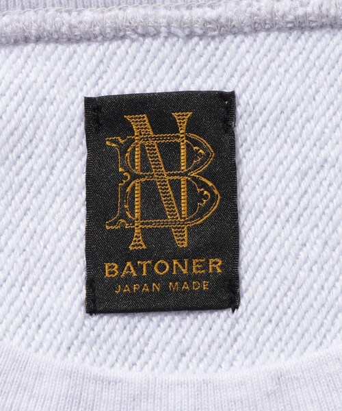 ADAM ET ROPE'(アダムエロペ)の「【BATONER/バトナー】JUMBERCA URAKE CREW NECK(スウェット・メンズ・グレー・2/3)」の9枚目の写真