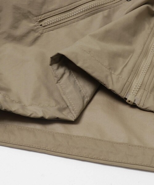 URBAN RESEARCH Sonny Label（アーバンリサーチサニーレーベル）の「THE NORTH FACE　SHORT COMPACT JACKET（テーラードジャケット・レディース・アイボリー/カーキ/ブラック・M/L）」の18枚目の写真