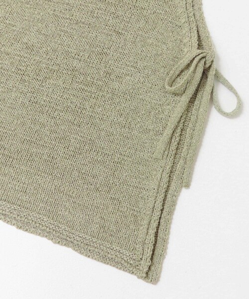 ITEMS URBANRESEARCH（アイテムズ アーバンリサーチ）の「テープヤーンニットベスト（ベスト・レディース・OFF/NVY/L.KHK・FREE）」の21枚目の写真