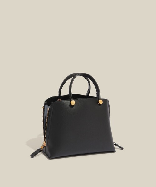 ROPE'（ロペ）の「【E'POR】Y BAG Mini/超軽量・26SS（ハンドバッグ・レディース・ブラック/グレー/キナリ/ダークブラウン/ダークグリーン/モスグリーン/パープル系・F）」の2枚目の写真