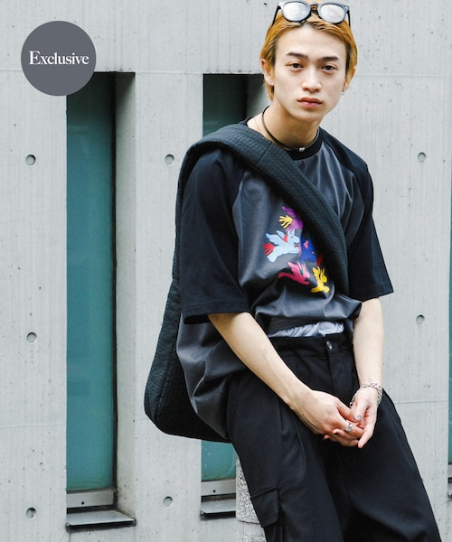 SENSE OF PLACE by URBAN RESEARCH(センスオブプレイスバイアーバンリサーチ)の「『別注』SHUHEI KOKI×SENSE OF PLACE ラグランTシャツ(Tシャツ/カットソー・メンズ・WHT×BLK/CHA×BLK/WHT×L.BLU・M/L)」の3枚目の写真