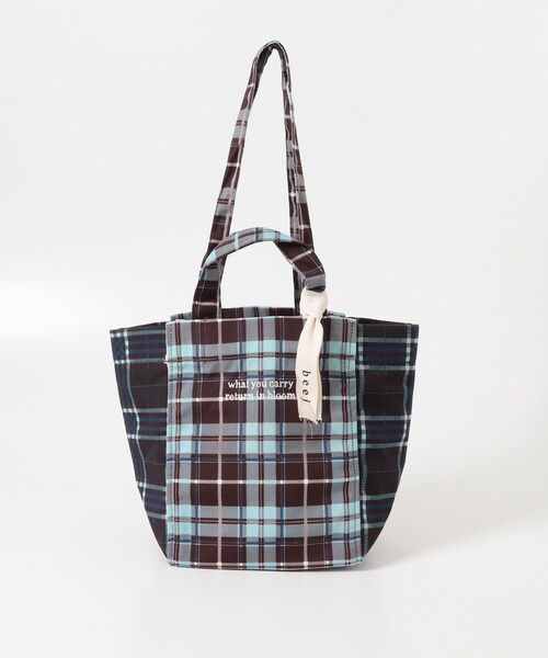 URBAN RESEARCH DOORS(アーバンリサーチドアーズ)の「『別注』beej×DOORS チェックトートバッグ(トートバッグ・レディース・RED×NAVY/BRN×BLUE・One)」の5枚目の写真