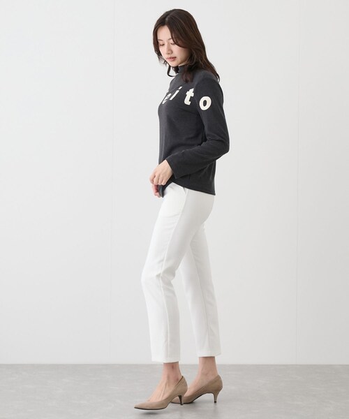 Jayro(ジャイロ)の「ロゴ入りボトルネックプルオーバー(Tシャツ/カットソー・レディース・ブラック/チャコール/グレー/ホワイト系/レッド・F)」の12枚目の写真