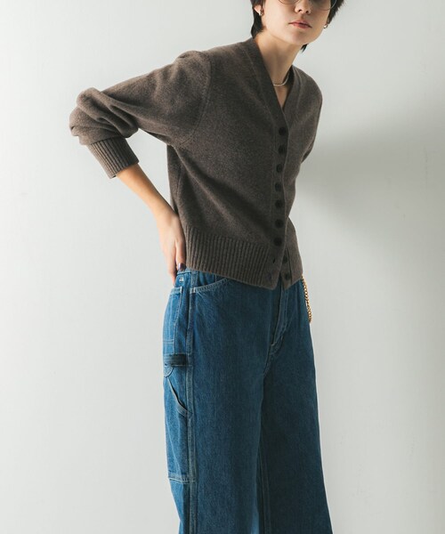 URBAN RESEARCH（アーバンリサーチ）の「カシミヤ強縮Vネックカーディガン（カーディガン/ボレロ・レディース・TOP BROWN/KHAKI・FREE）」の8枚目の写真