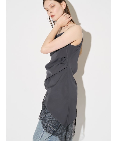 ELENDEEK(エレンディーク)の「ASYMMETRY DRAPE CAMI(キャミソール・レディース・オフホワイト/チャコールグレー・F)」の8枚目の写真