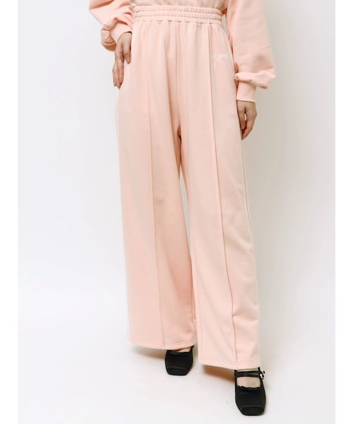 CALNAMUR（カルナムール）の「SIDE LINE RIBBON PRINT SWEAT PT/サイドラインリボンプリントスウェットパンツ（その他パンツ・レディース・ブラック/ピンク/シルバー・F）」の3枚目の写真