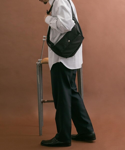 RODE SKO（ロデスコ）の「撥水ボディバッグ（ボディバッグ/ウエストポーチ・メンズ・KHAKI/BLACK・one）」の9枚目の写真