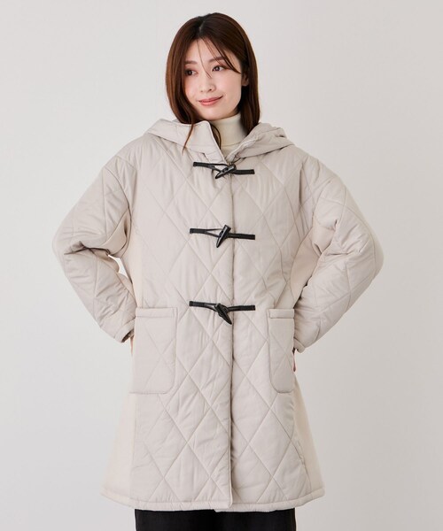 Jayro（ジャイロ）の「中綿キルトダッフルコート（ダッフルコート・レディース・ブラック/オフホワイト/ダークブラウン・M）」の12枚目の写真