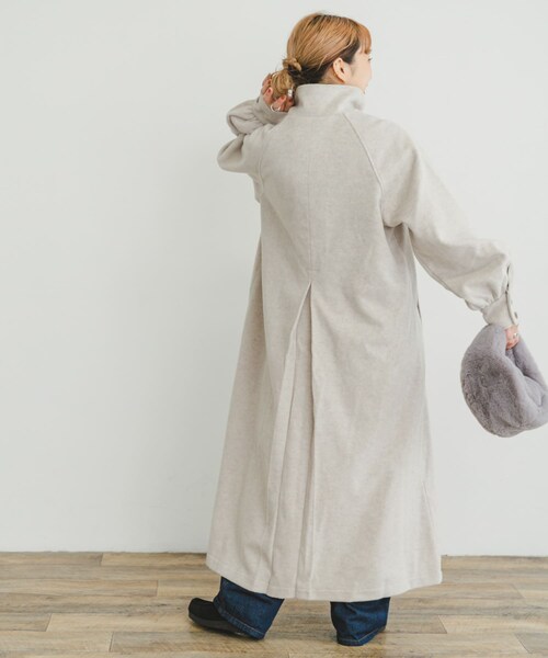 ITEMS URBANRESEARCH（アイテムズ アーバンリサーチ）の「スタンドカラーコート（ステンカラーコート・レディース・L.BEG/BLK/OLV・FREE）」の16枚目の写真