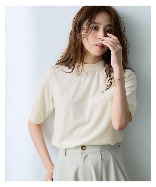 nissen（ニッセン）の「５分袖ハイネックリブベロアプルオーバー（遮熱・UVカット）（Tシャツ/カットソー・レディース・アイボリー/チャコール/ディープグリーン/黒・S/M/L/LL/3L/4L/5L/6L/8L/10L）」の6枚目の写真