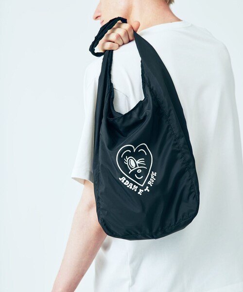 ADAM ET ROPE'（アダムエロペ）の「【Chocomoo×ADAM ET ROPE'】BAG（エコバッグ/サブバッグ・レディース・ブラック/ライトグリーン・F）」の11枚目の写真