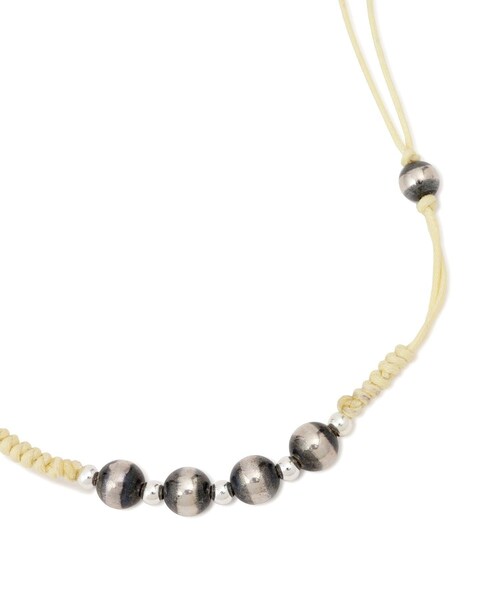 ADAM ET ROPE'（アダムエロペ）の「【J'aDoRe・店舗限定】【ERICKA NICOLAS BEGAY】コード×シルバーボールショートネックレス（ネックレス・レディース・その他・F）」の7枚目の写真