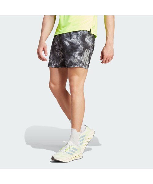 adidas(アディダス)の「オウン ザ ラン 総柄プリントショーツ(パンツ・メンズ・ホワイト・S-5inch丈/M-5inch丈/L-5inch丈/XL-5inch丈/2XL-5inch丈/3XL-5inch丈/XL-7inch丈/M-7inch丈/L-7inch丈/S-7inch丈/2XL-7inch丈/XS-5inch丈/XS-7inch丈/3XL-7inch丈/2XS-5inch丈/2XS-7inch丈)」の3枚目の写真