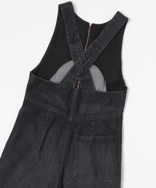 URBAN RESEARCH（アーバンリサーチ）の「CURRENTAGE　DENIM SALOPETTE（サロペット/オーバーオール・レディース・インディゴ/ブラック・1）」の5枚目の写真