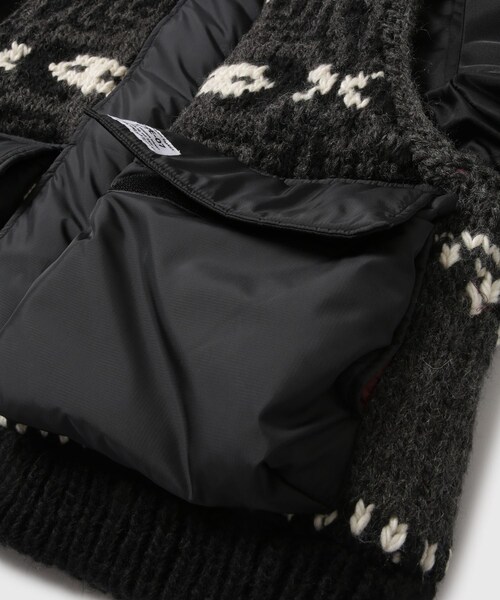 ADAM ET ROPE'（アダムエロペ）の「【elephant TRIBAL fabrics/エレファントトライバルファブリクス】Hybrid Cowichan Blouson（MA-1・メンズ・ブラック/カーキ・F）」の9枚目の写真