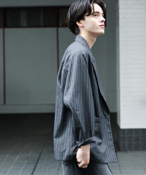 SENSE OF PLACE by URBAN RESEARCH（センスオブプレイスバイアーバンリサーチ）の「『セットアップ対応』『イージーケア/速乾』リネンライクピンストライプルーズジャケット（テーラードジャケット・メンズ・GRAY/BEIGE・M/L）」の12枚目の写真