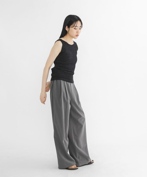 KBF(ケイビーエフ)の「2WAYニットタンクトップ(タンクトップ・レディース・BLACK/BROWN/BEIGE・One)」の9枚目の写真
