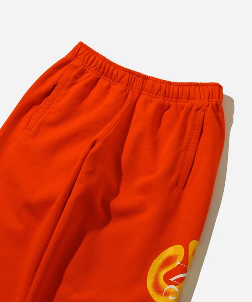 Saturdays NYC（サタデーズ ニューヨークシティ ）の「ABRAMS SNYC AIRBRUSH SWEATPANT（その他パンツ・レディース・ブラック・L/M/S/XS）」の3枚目の写真