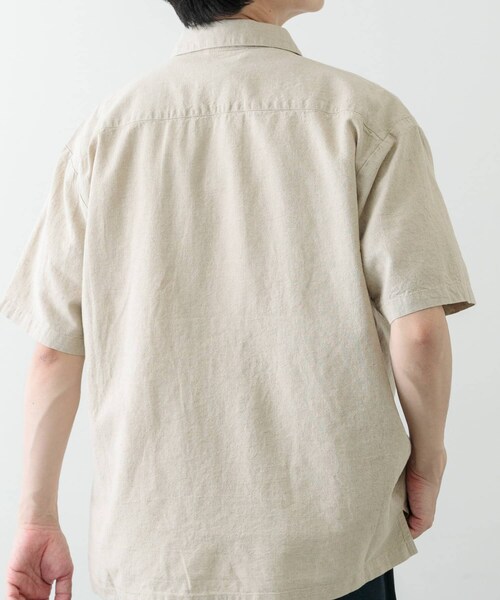 ITEMS URBANRESEARCH（アイテムズ アーバンリサーチ）の「『セットアップ対応』天然素材リネンコットンレギュラーカラー半袖シャツ（シャツ/ブラウス・メンズ・IVO/BRN/CHA/TERRACOTTA・M/L/XL）」の11枚目の写真