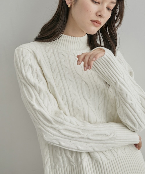 ROPE'(ロペ)の「【一部店舗限定】カシミヤブレンド ケーブルビルドネックニットプルオーバー(ニット/セーター・レディース・オフホワイト/ネイビー系・F)」の18枚目の写真