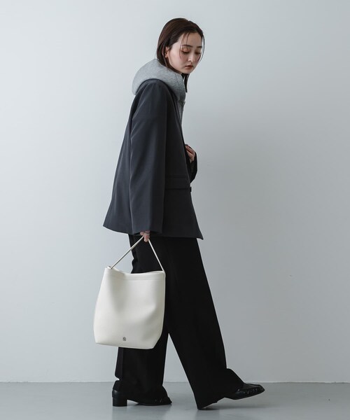 SENSE OF PLACE by URBAN RESEARCH(センスオブプレイスバイアーバンリサーチ)の「バケツバッグ(ショルダーバッグ・レディース・BLACK/IVORY/BROWN・One)」の7枚目の写真