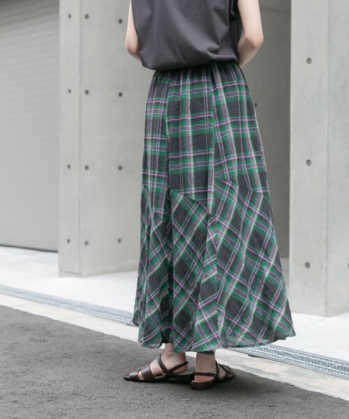 ITEMS URBANRESEARCH（アイテムズ アーバンリサーチ）の「チェック切替えスカート（スカート・レディース・GRN/PPL・Free）」の6枚目の写真