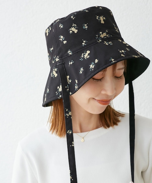 ROPE' PICNIC（ロペピクニック）の「【UVカット・前後2WAY】マルチウェイフラワーリバーシブルハット（ハット・レディース・ブラック/キナリ・F）」の6枚目の写真