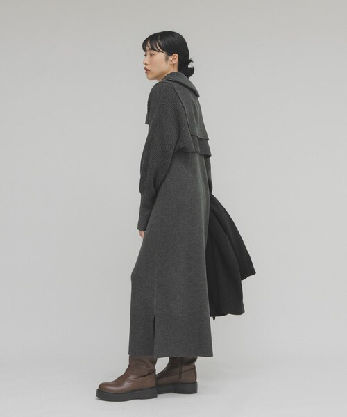KBF（ケイビーエフ）の「ハーフZIPレイヤードニットワンピース（ワンピース・レディース・BEIGE/CHARCOAL・One）」の7枚目の写真