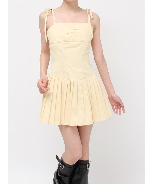EVRIS（エヴリス）の「ショルダーリボンプリーツミニワンピース（ワンピース・レディース・ブラック/イエロー・S/M）」の10枚目の写真