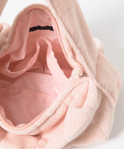 KBF（ケイビーエフ）の「パイルミニBAG（ハンドバッグ・レディース・CHARCOAL/PINK・One）」の18枚目の写真