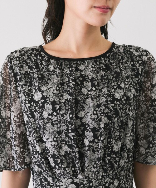 Jayro（ジャイロ）の「楊柳花柄プリントワンピース（ワンピース・レディース・ブラック系/ホワイト系・M）」の14枚目の写真