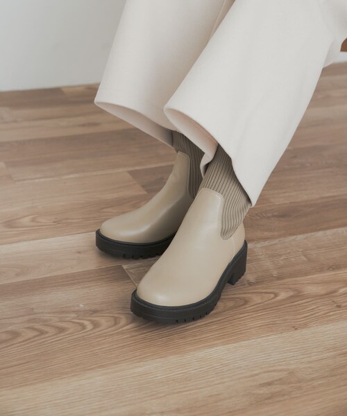 URBAN RESEARCH DOORS（アーバンリサーチドアーズ）の「ニットドッキングブーツ（ブーツ・レディース・BEIGE/BLACK・36/37/38）」の17枚目の写真