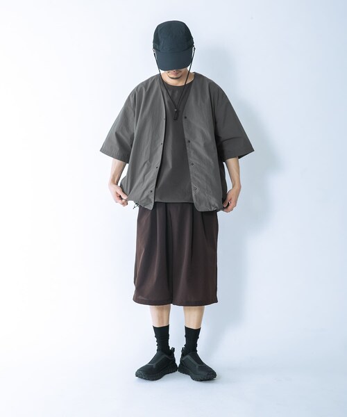 EKAL(エカル)の「『撥水/UVカット/UR TECH』ナイロンタッサーベースボールシャツ(シャツ/ブラウス・メンズ・ネイビー/グラファイト/イエロー・M/L)」の9枚目の写真