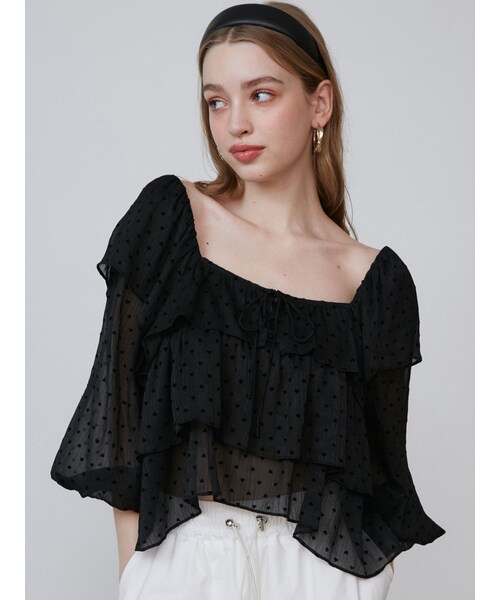 CALNAMUR（カルナムール）の「FRILL TIERED BL/フリルティアードブラウス（シャツ/ブラウス・レディース・オフホワイト/ブラック/ピンク・F）」の2枚目の写真