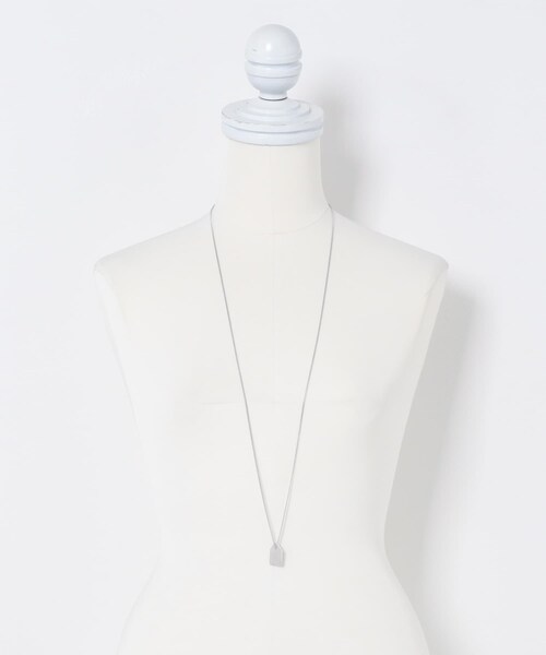 URBAN RESEARCH(アーバンリサーチ)の「AXEP TAG NECKLACE SILVER(ネックレス・レディース・SILVER・-)」の4枚目の写真