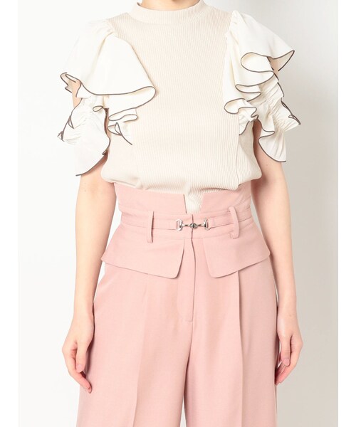 dazzlin（ダズリン）の「バイカラーフリルカットトップス（Tシャツ/カットソー・レディース・オフホワイト/グレー/ブラック/ベージュ・F）」の4枚目の写真