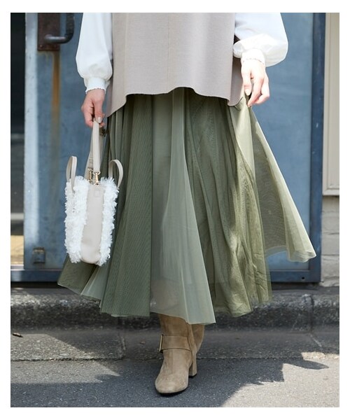 nissen（ニッセン）の「＜大きいサイズ＞２色重ねロング丈カラーチュールスカート（スカート・レディース・パープル×ピンク/黒×チャコールグレー/ライトグレー×グレー/オリーブ×ピスタチオ/ブルー×ライトブルー・L/LL/3L/4L/5L/6L/8L/10L）」の4枚目の写真