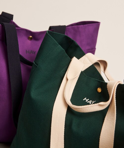SENSE OF PLACE by URBAN RESEARCH(センスオブプレイスバイアーバンリサーチ)の「HAY Everyday Tote Bag(トートバッグ・メンズ・SoftYellow/GRAY/PURPLE/DarkGreen/E.Blue/BURGUNDY/MOCHA・One)」の11枚目の写真