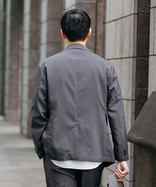 URBAN RESEARCH DOORS(アーバンリサーチドアーズ)の「LIFE STYLE TAILOR リネンライクコンフォータブルジャケット(テーラードジャケット・メンズ・NAVY/GRAY/OLV BROWN・S/M/L/XL)」の7枚目の写真