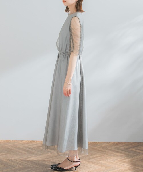 URBAN RESEARCH ROSSO（アーバンリサーチロッソ）の「kaene　シャイニーチュールドレス（ワンピース・レディース・gray/beige・38）」の9枚目の写真