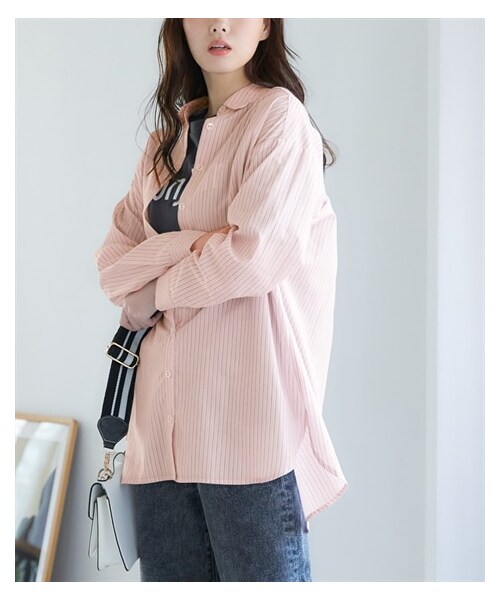 nissen（ニッセン）の「大きいサイズ ゆるシルエットストライプシャツ（シャツ/ブラウス・レディース・ミントグリーン系/ピンク系/ベージュ系/ネイビー系/オフホワイト系・L~LL相当/3L~4L相当/5L~6L相当/8L相当/10L相当）」の5枚目の写真