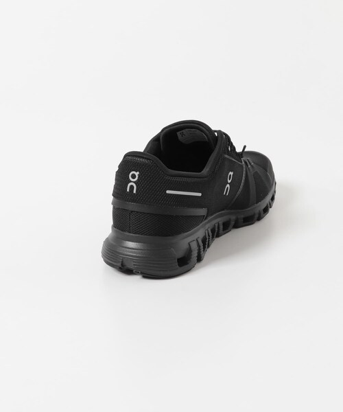 URBAN RESEARCH DOORS（アーバンリサーチドアーズ）の「On　CLOUD 6（スニーカー・レディース・BLK/BLK・23.5/24/24.5/25/25.5）」の5枚目の写真
