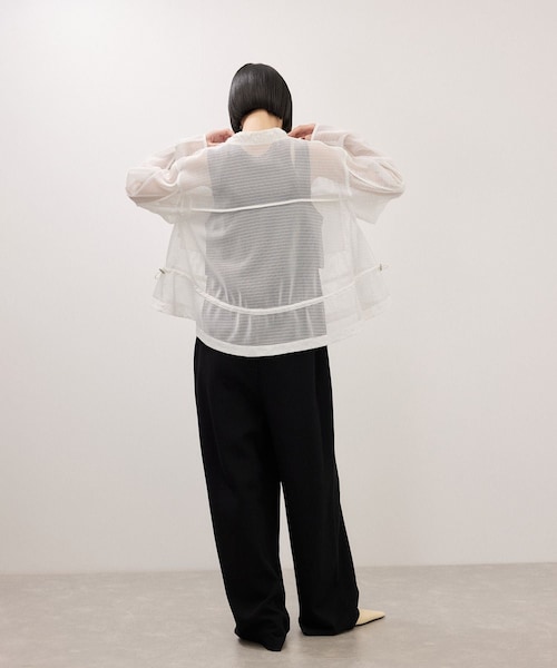 ADAM ET ROPE'（アダムエロペ）の「ドロストメッシュシャツ（シャツ/ブラウス・レディース・ブラック/ホワイト/ダークブラウン・F）」の7枚目の写真