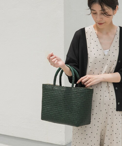 URBAN RESEARCH DOORS（アーバンリサーチドアーズ）の「カラーシーグラストートバッグ（トートバッグ・レディース・D.GRN/BURGUNDY・one）」の11枚目の写真