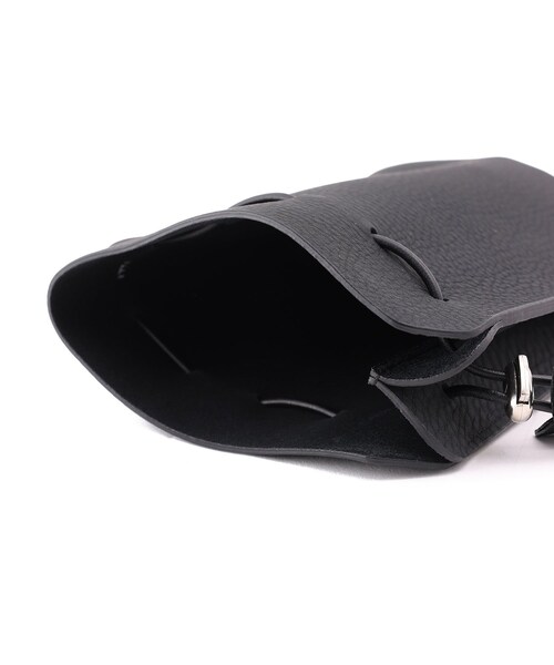 ADAM ET ROPE'（アダムエロペ）の「【ITTI】HERRIE KINCHAKU POUCH - PM / DIPLO SKY（ハンドバッグ・メンズ・ブラック・F）」の7枚目の写真
