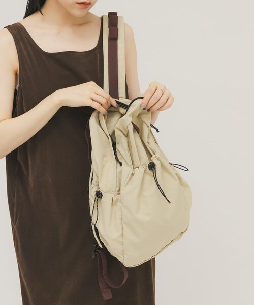KBF（ケイビーエフ）の「アウトポケットナイロンバックパック（バックパック/リュック・レディース・PINK/BEIGE/BLACK・One）」の8枚目の写真